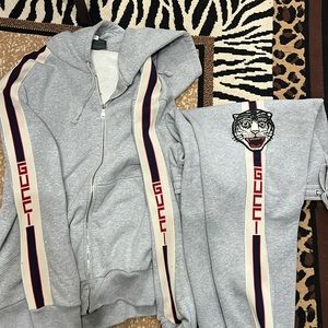 Gucci Sweatsuit XXL.